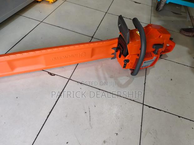 Hasqvarna Power Saw - main view