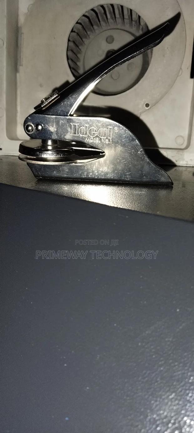 Embossing Portable Seal - main view