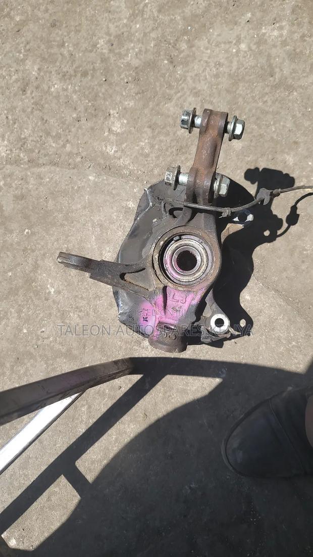 Vitz Juwela Wheel Hub