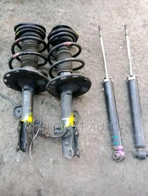 Auris Front and Rear Shocks