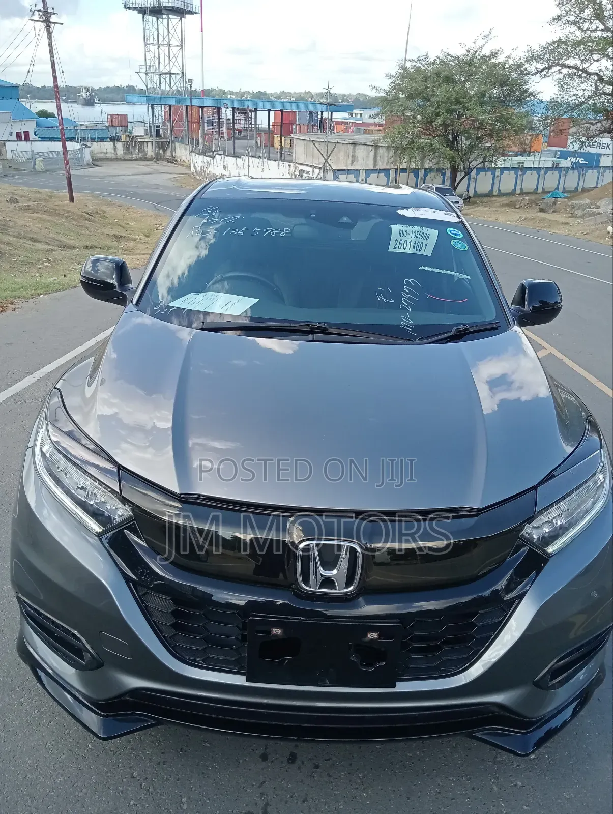 Honda Vezel 2019 Gold