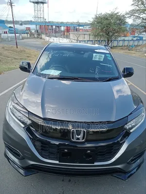 Honda Vezel 2019 Gold