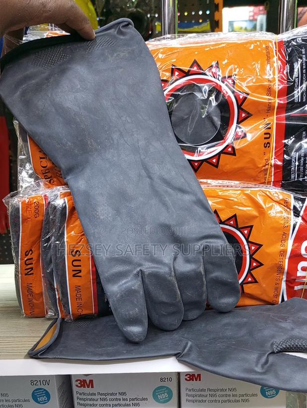 Affordable Industrial Rubber Gloves 14" - thumbnail 2