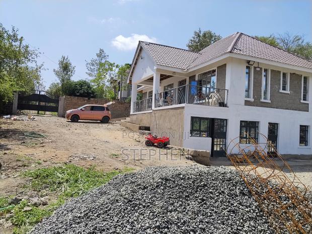 5bdrm Bungalow in Rimpa for sale - main view