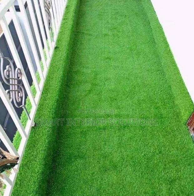 Artificial Green Grass Carpet for Balcony Deco- NRB
