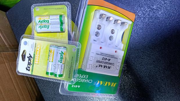 Rechargeable Batteries+ Charger - main view