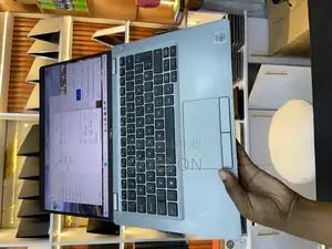 Laptop Dell Latitude 5310 16GB Intel Core I7 SSD 256GB