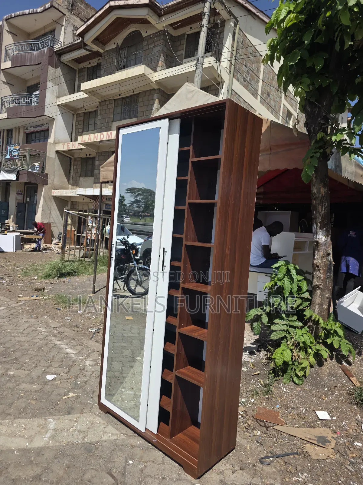 Smart Shoe Storage With Full-Length Mirror