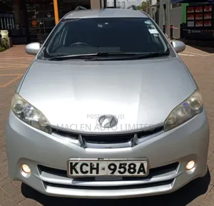 Toyota Wish 2011 Silver