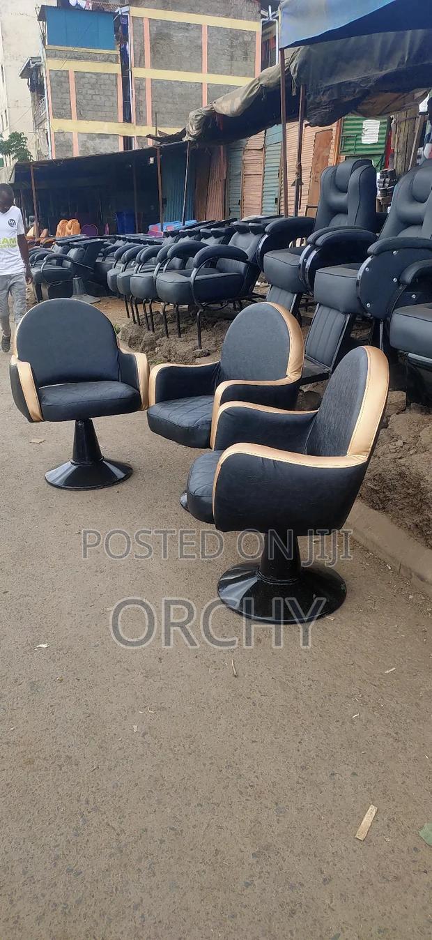 Salon Seats/ Styling Seats - thumbnail 3