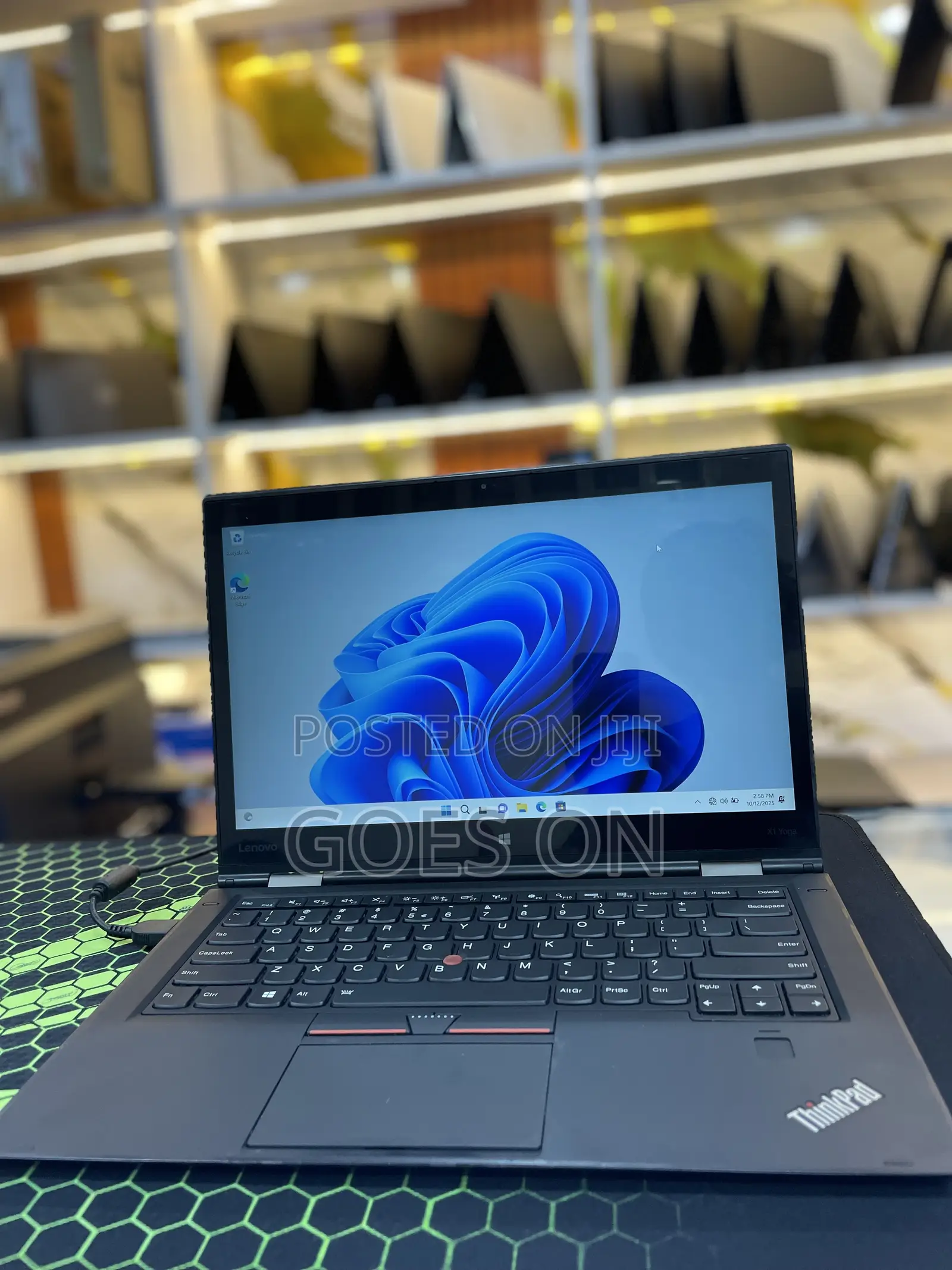 Laptop Lenovo Thinkpad X1 Yoga 8GB Intel Core I5 SSD 256GB