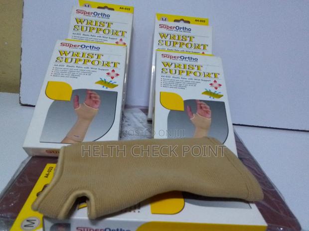 Wrist Support - thumbnail 2