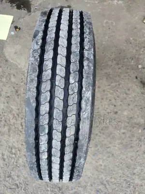 215/75r17.5 Boto Tyre