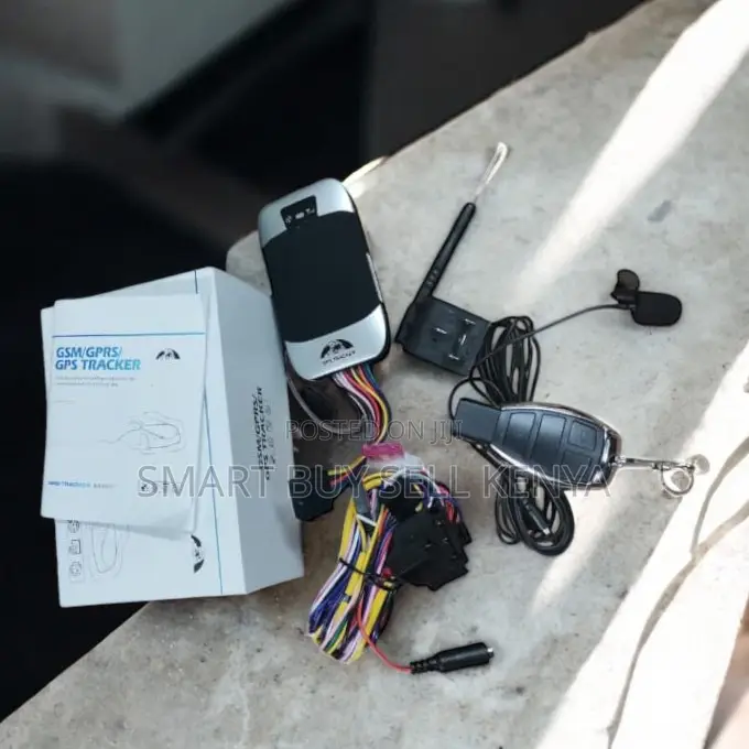 Durable Waterproof Design Engine Stop Coban Tk303 Fleet GPS Tracker