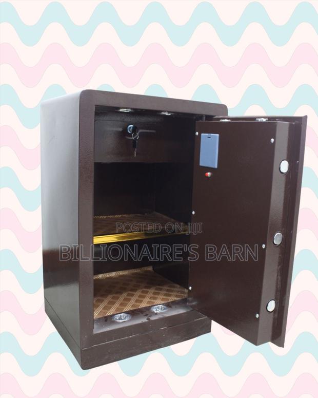 Fireproof Biometric Safe 70kg — Fireproof Safety, Fingerprint Access - main view