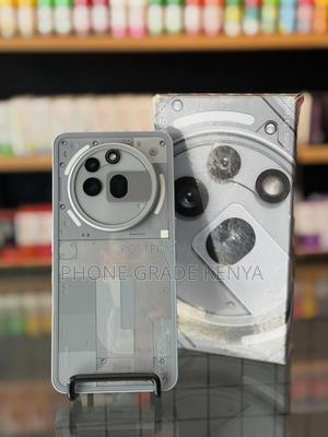 New Nothing Phone 3a Pro 256 GB White - main view