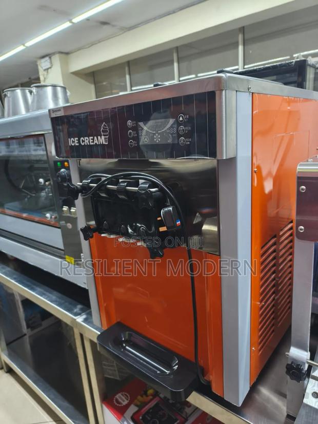 Commercial Ice Cream Machine - main view