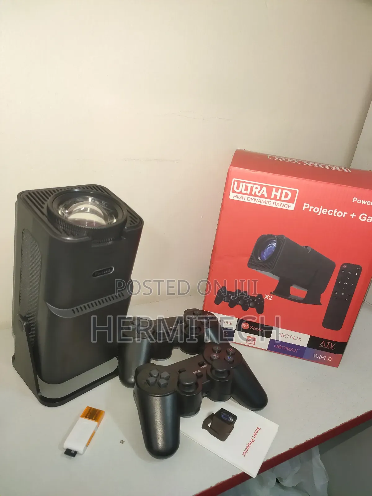 Hy320 Console Gaming Projector 2 Pads Remote and 32gb Sd Card