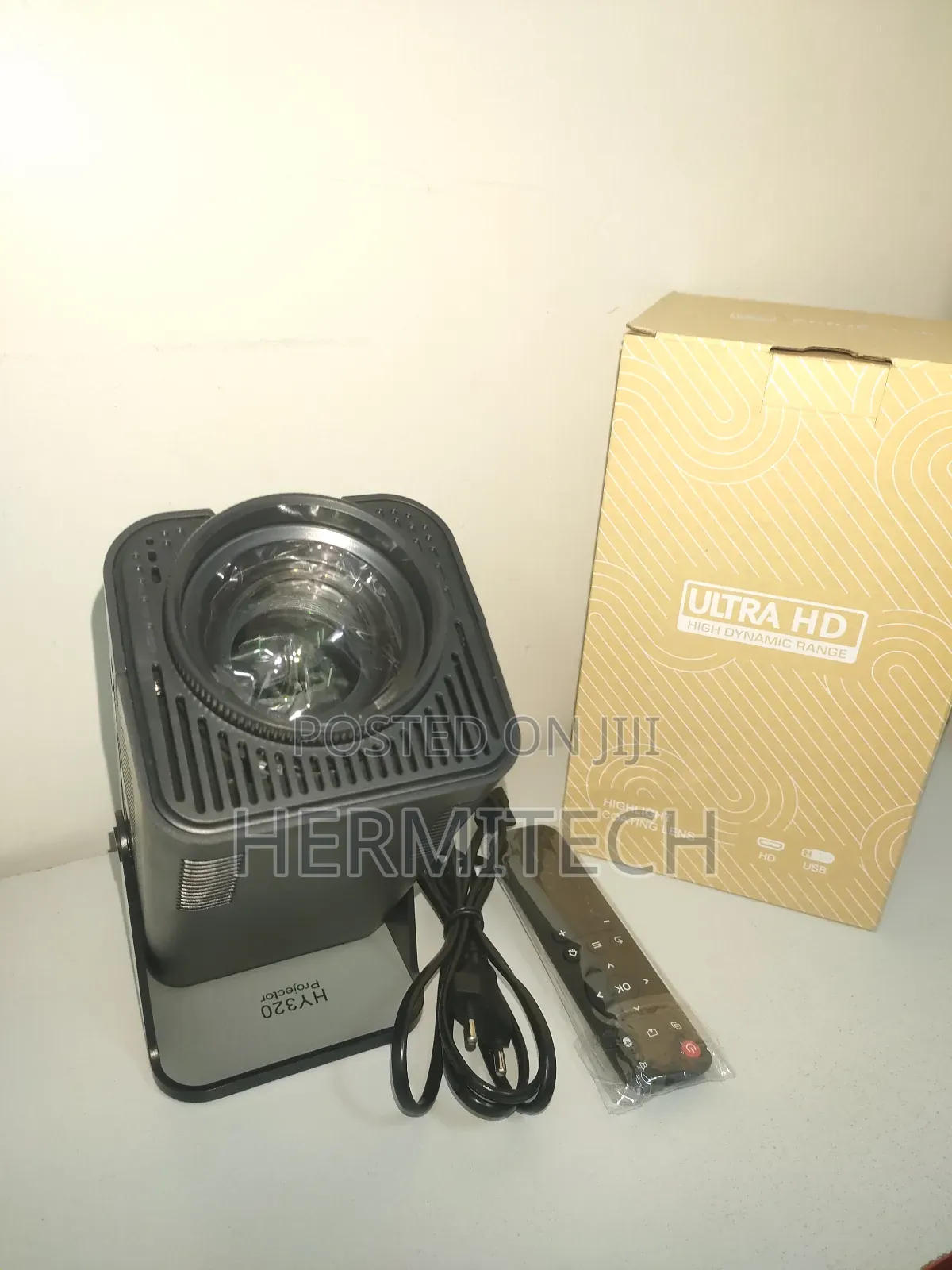 Hy320 Projector 200 Inches Display Size