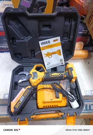 Cordless Straight Shears