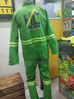 Versitle Safari Com Green Coveralls