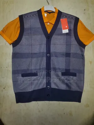 Quality Casual Checked Sleevless Half Wind Breaks