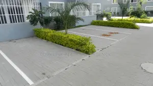 3bdrm Apartment in Mlolongo for sale