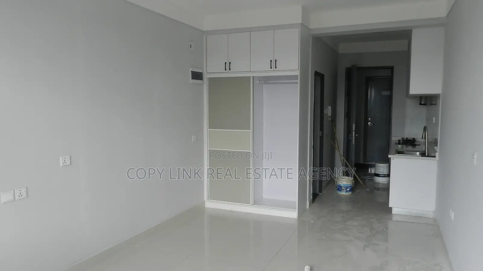 3bdrm Apartment in Mlolongo for sale