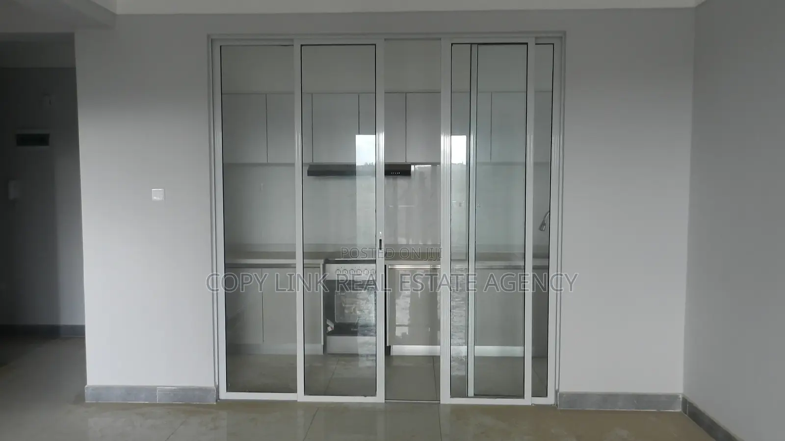 3bdrm Apartment in Mlolongo for sale