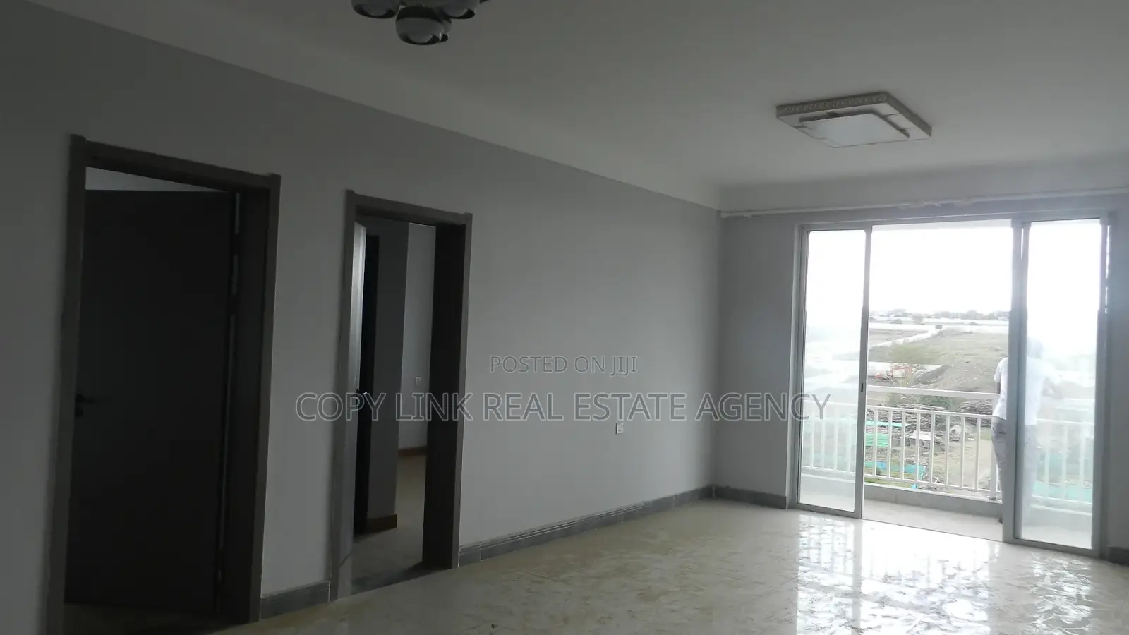 3bdrm Apartment in Mlolongo for sale