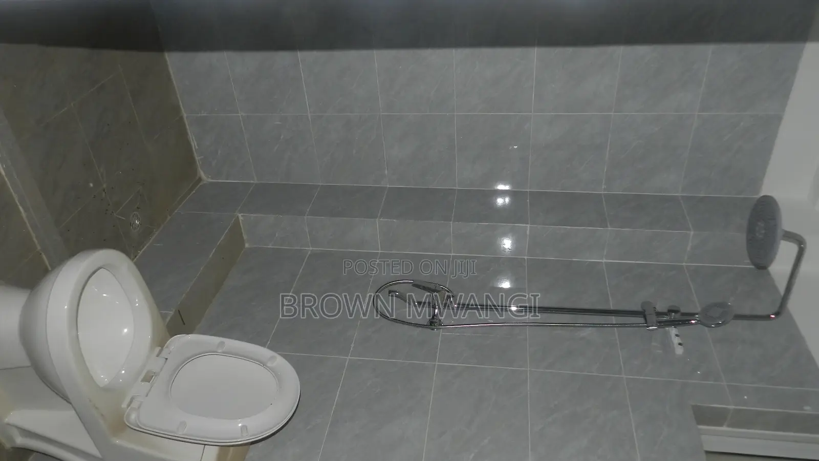 3bdrm Apartment in Mlolongo for sale