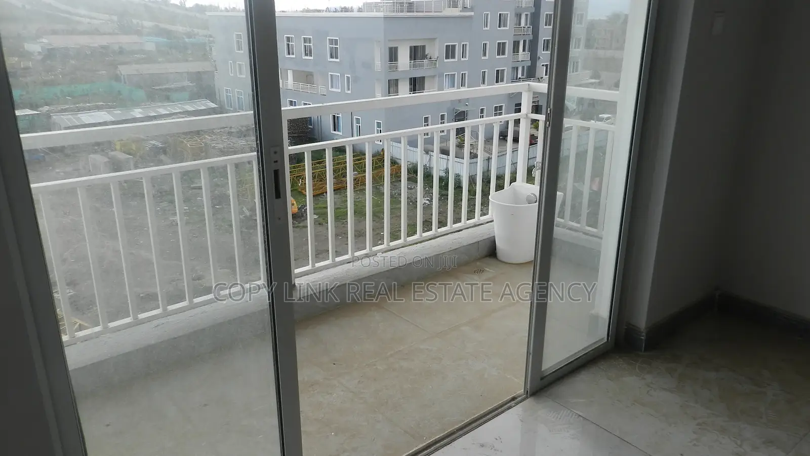 3bdrm Apartment in Mlolongo for sale