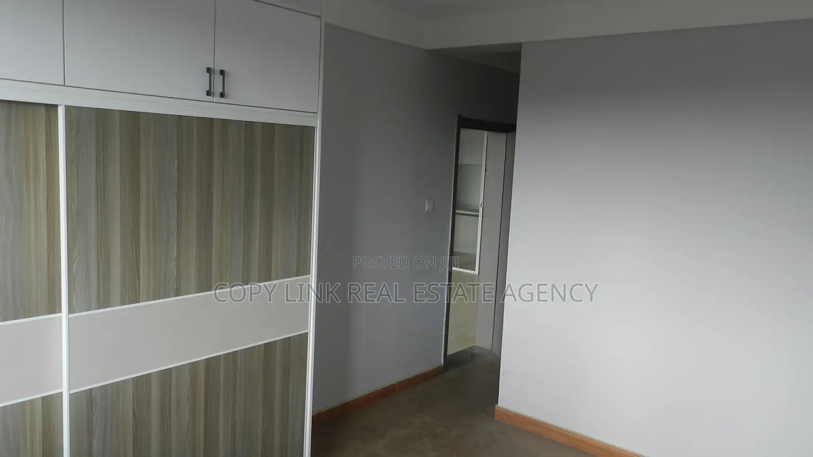 3bdrm Apartment in Mlolongo for sale