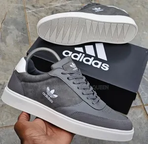 *Adidas Leather Casual