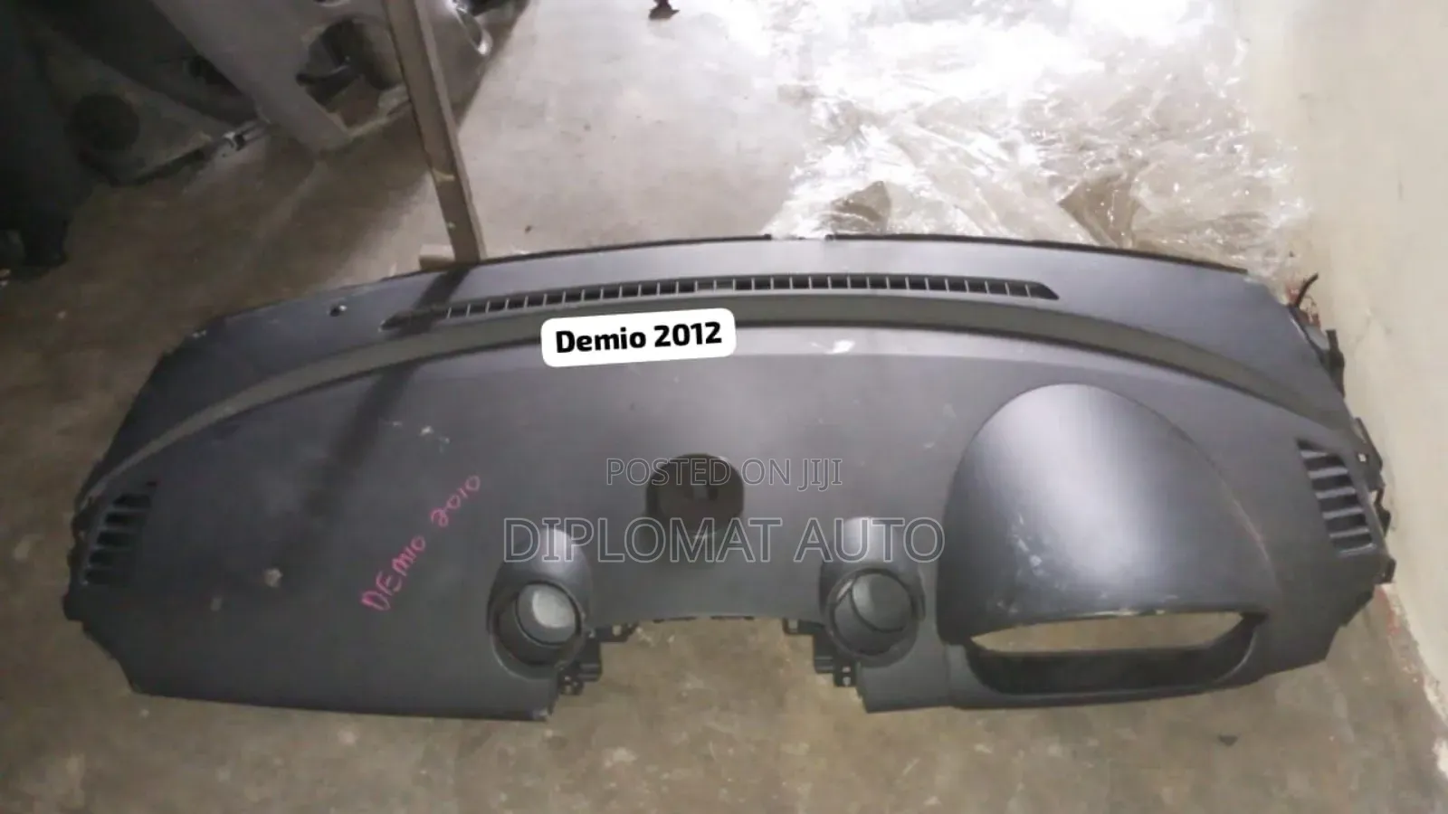 Mazda Demio 2012 Dashboard