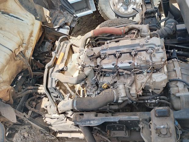 Isuzu NMR KDD 049g - thumbnail 11