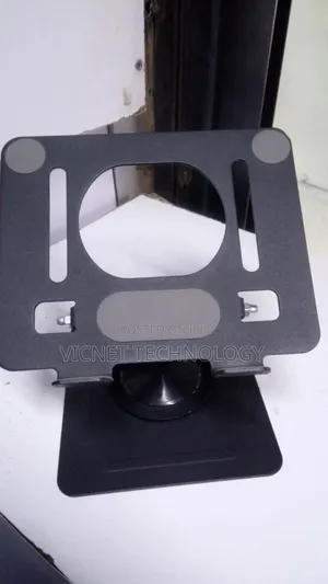 360 Degrees Rotating Metallic Tablet Stand