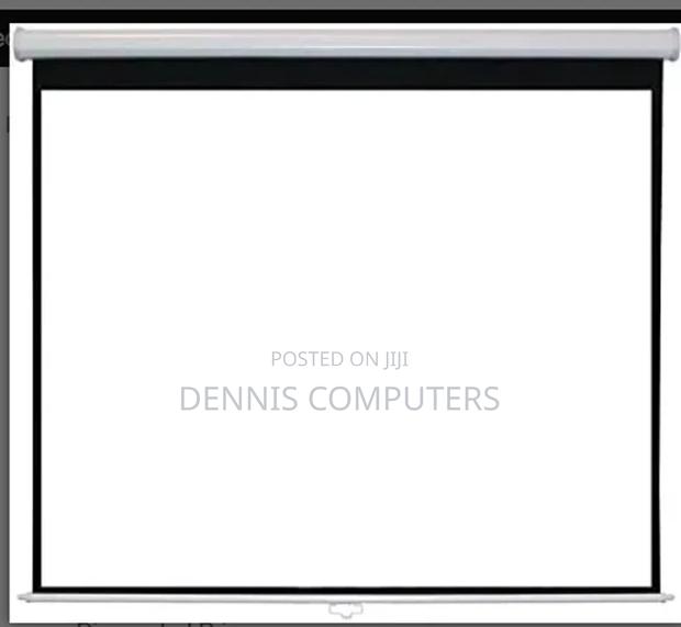 Manual Projector Screen 180 X 180 CMS (70 Inch by 70 Inch)