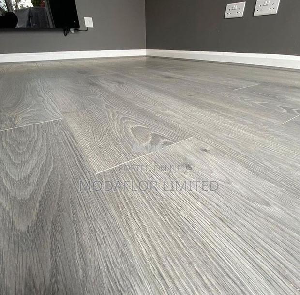 Waterproof LVT Flooring – Everyday Practical Choice