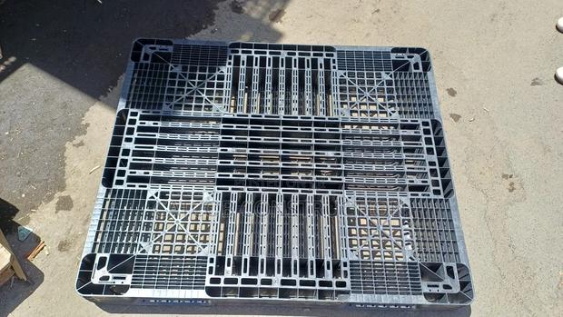 Plastic Pallets - main view