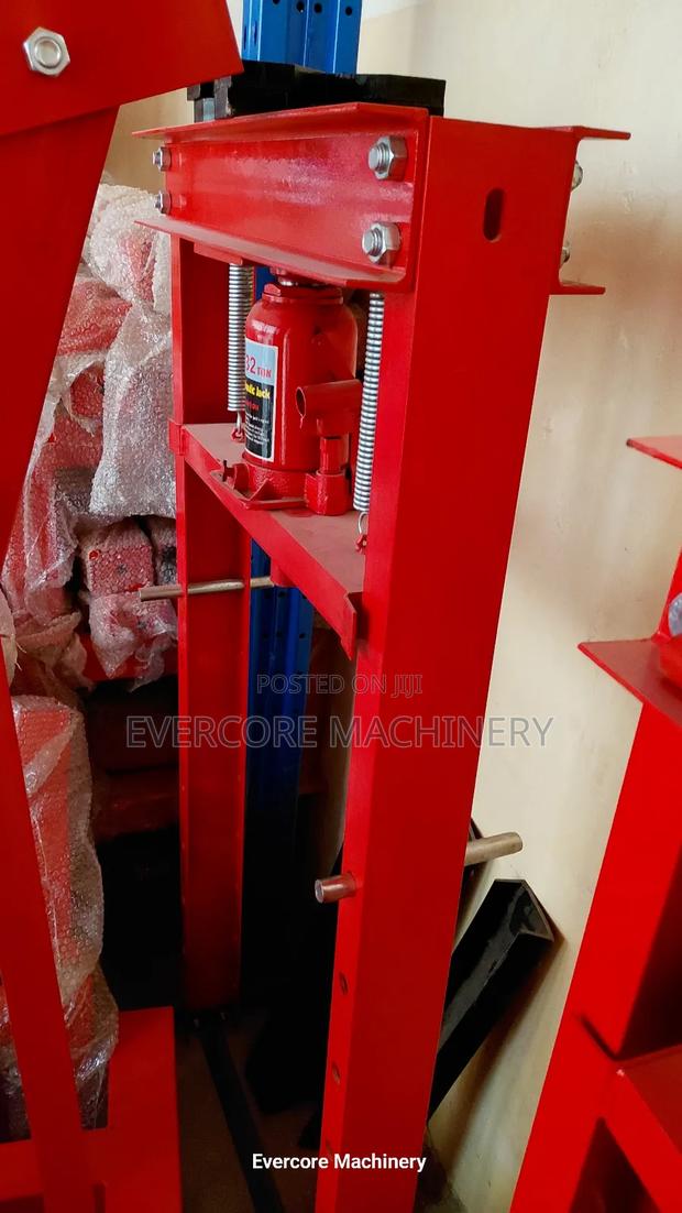 Extra Heavy Duty 32tonne Hydraulic Bearing Press Manual Design. - main view