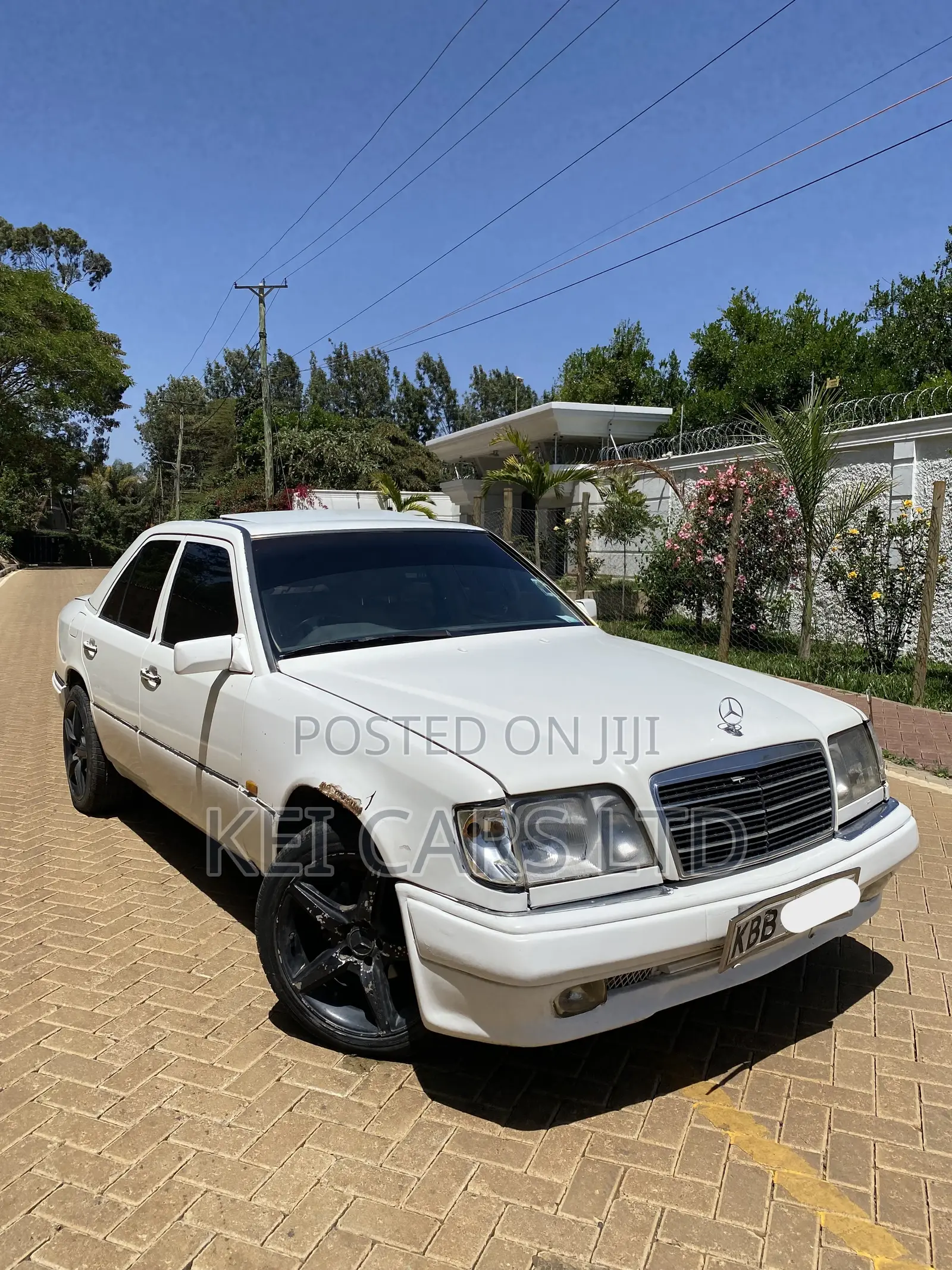 Mercedes-Benz W124 1989 White