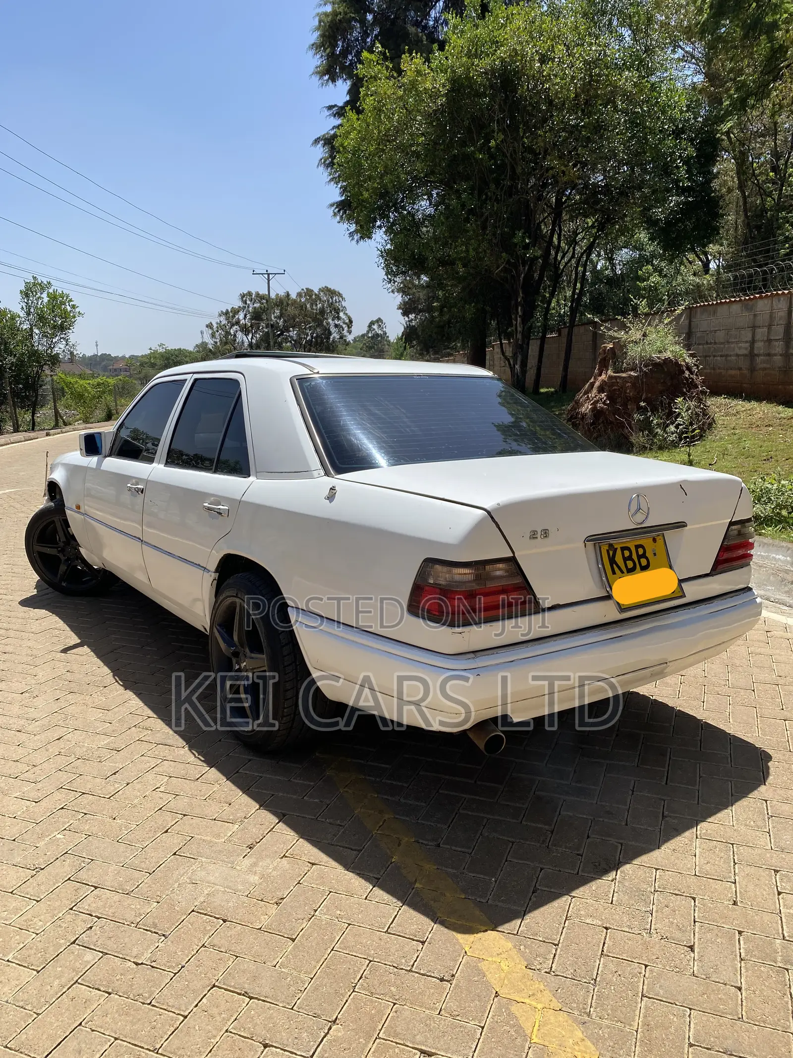 Mercedes-Benz W124 1989 White
