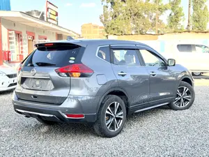 Nissan X-Trail 2018 Gray