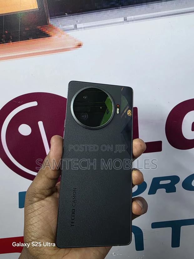 Tecno Camon 30 Pro 5G 512 GB Black - thumbnail 3