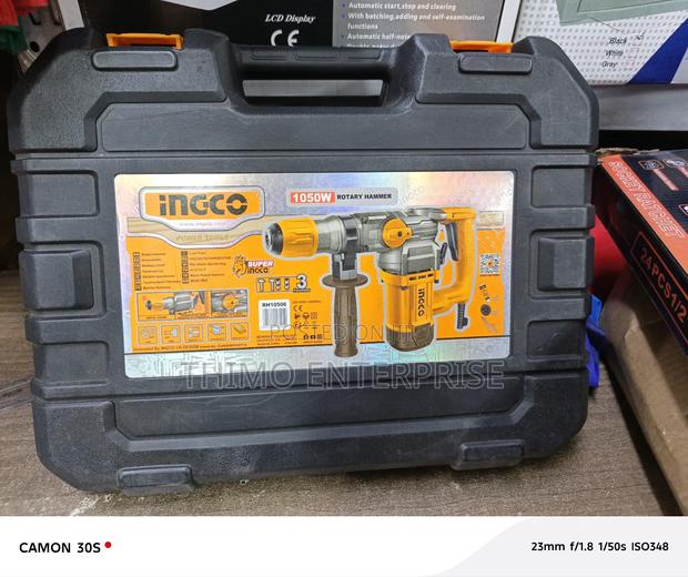 1050w Rotary Hammer - main view