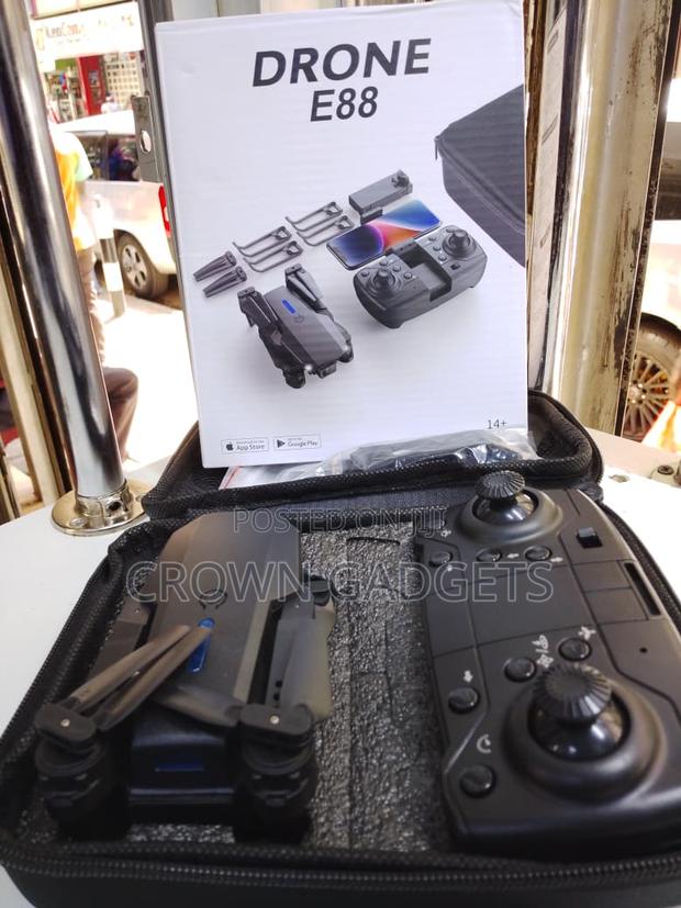 E88 Rc Drone With Camera One-Key Return - main view