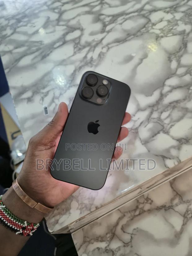 Apple iPhone 16 Pro 256 GB Black - thumbnail 5