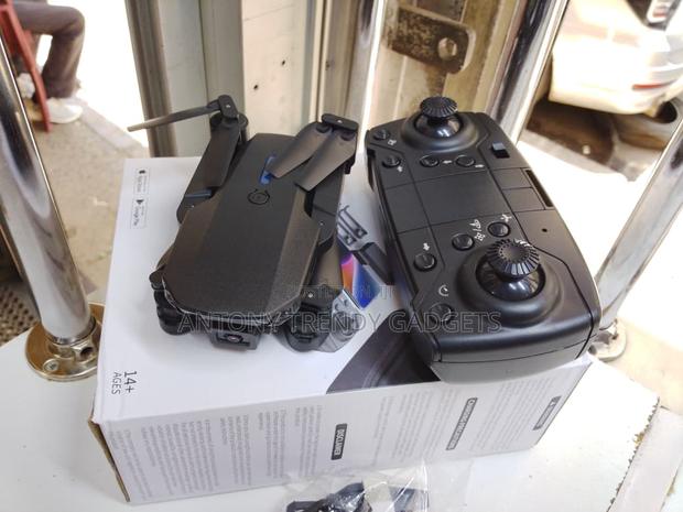 Portable E88 Foldable Drone With Stable Hovering - thumbnail 4