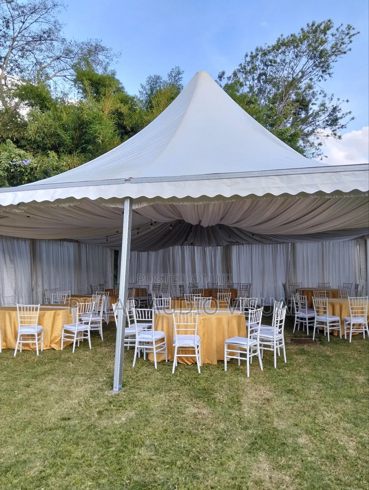 The Big Tents Rentals,The B_line, Tables Chairs